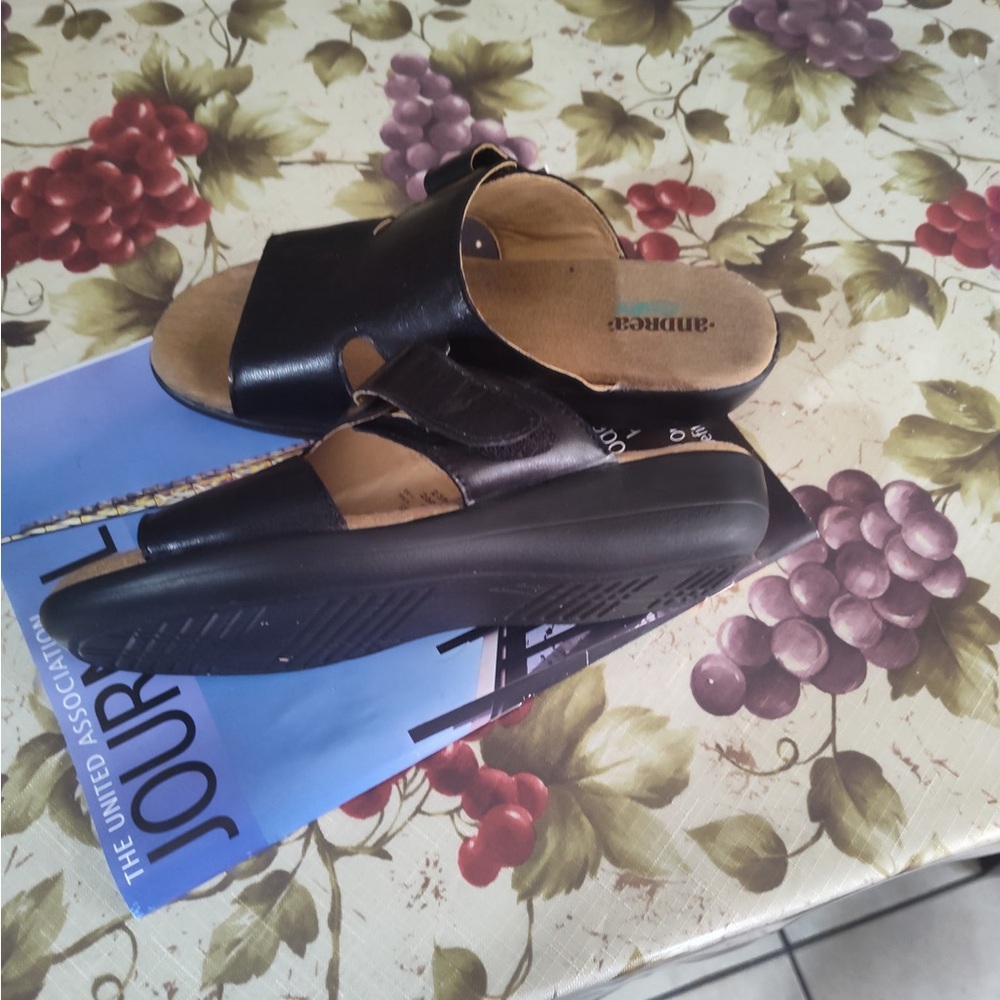 Women's Black Slide Sandals